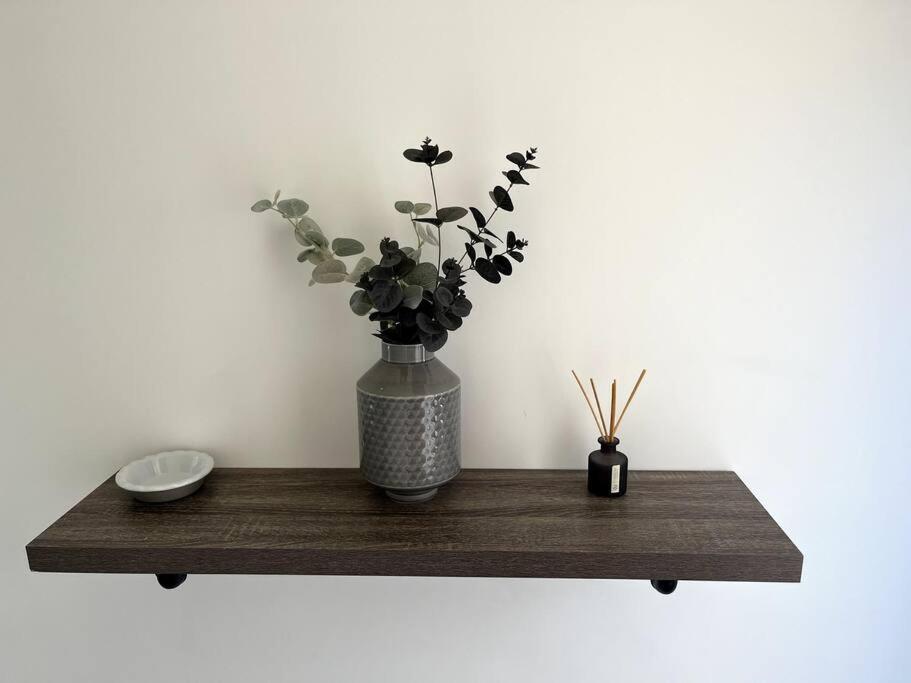 The Hideaway With Own Private Sunny Garden Apartamento